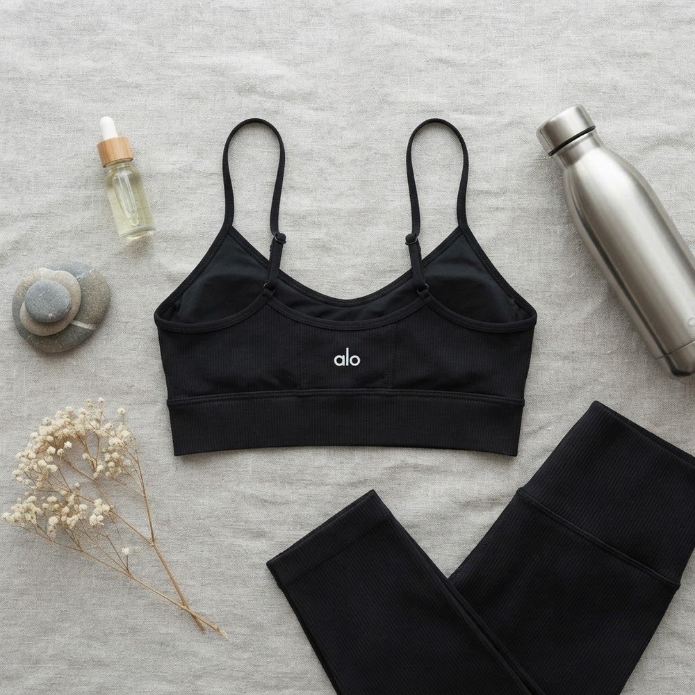 Alo Yoga Seamless Delight Bralette Black Ribbed Adjustable Straps Women Medium
